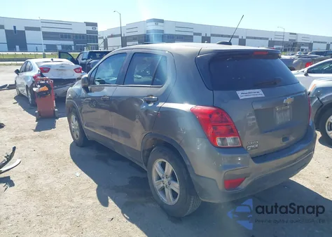 2021 Chevrolet Trax Fwd Ls z USA, uszkodzony, nr VIN KL7CJKSB7MB307970